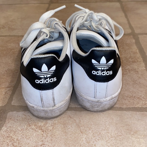 Adidas superstars - Picture 4 of 7